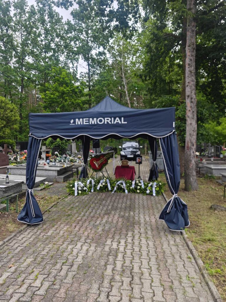 Karawan Zakładu Pogrzebowego Memorial z Grochowa